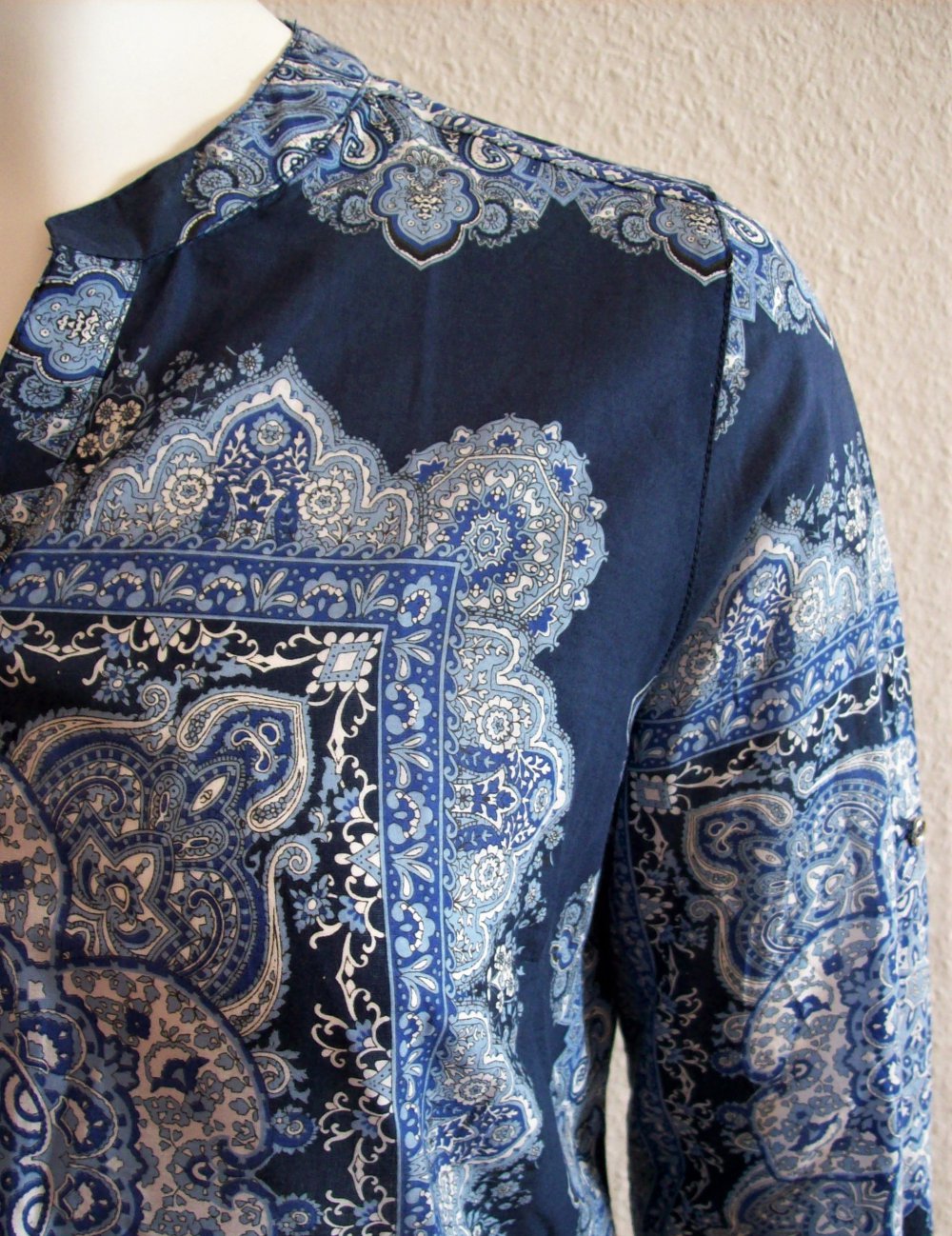Bluse Thunika gemustert NEU