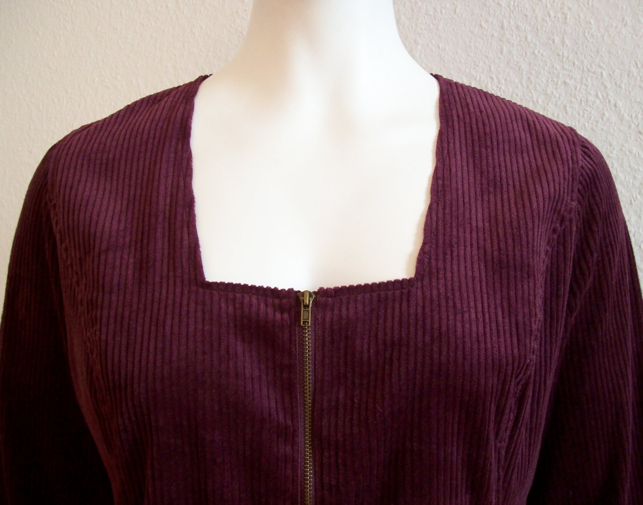 Cordkleid/ Mantelkleid bordeaux neuwertig