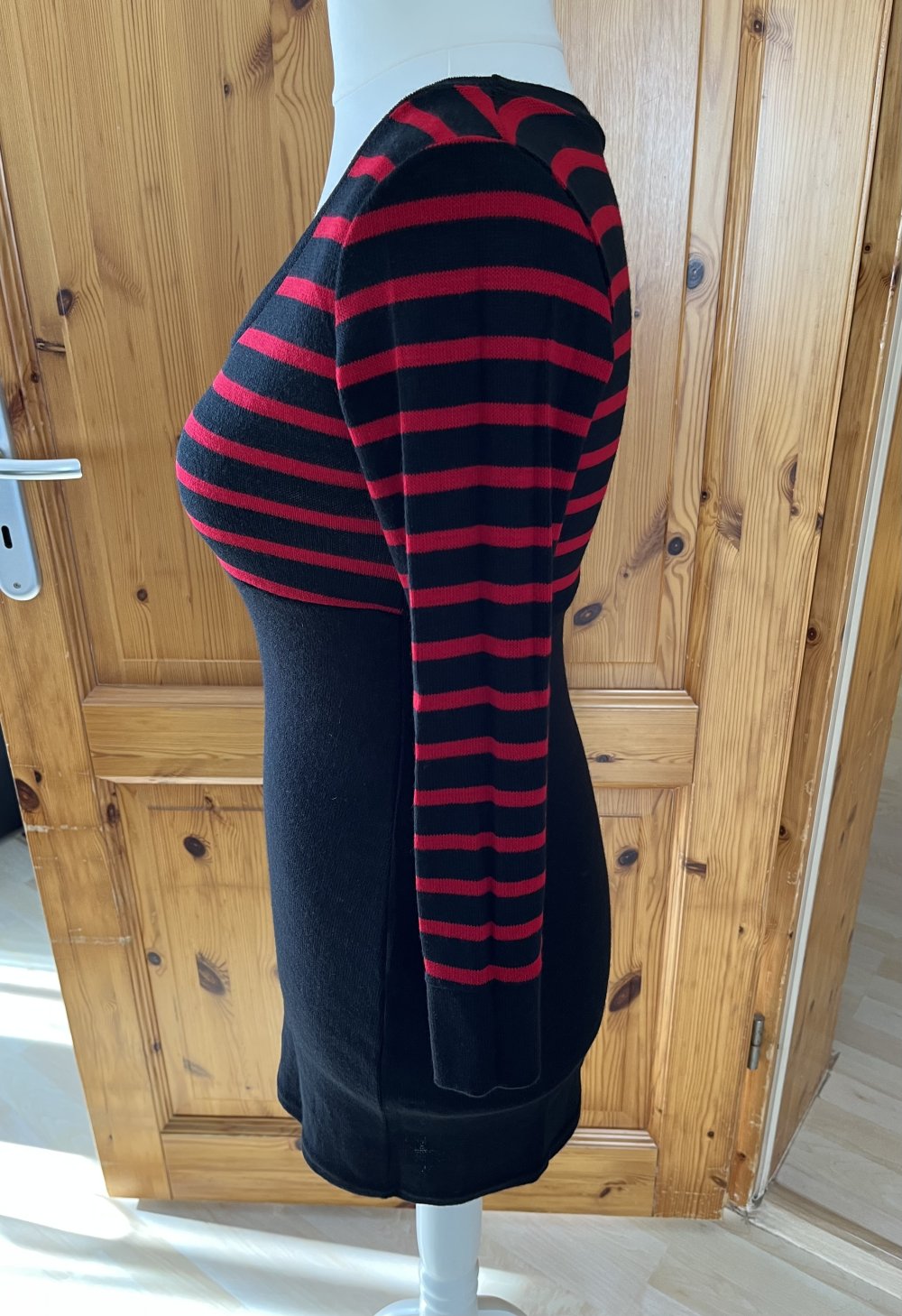 Rot-schwarzes Longshirt Pullover gr.S/M ?