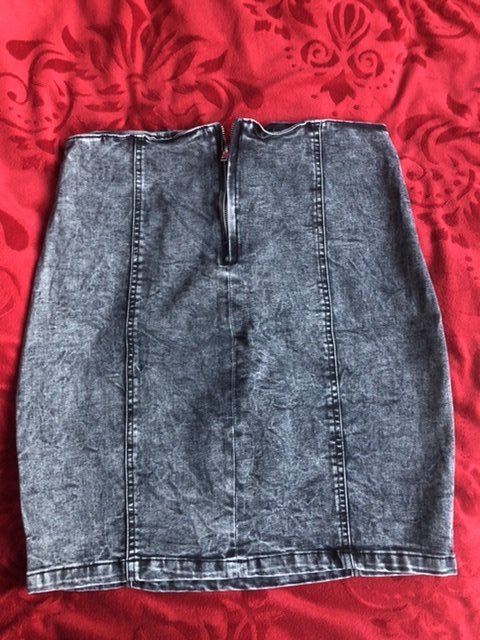 Grauer Jeans-Rock Gr.42 Stretch ungetragen geschnürt 