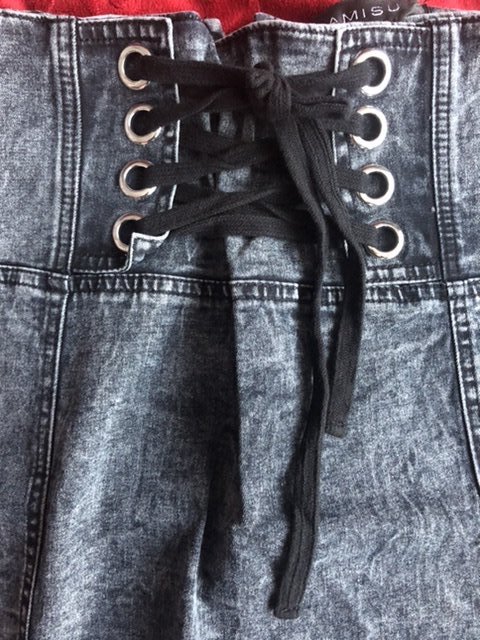 Grauer Jeans-Rock Gr.42 Stretch ungetragen geschnürt 