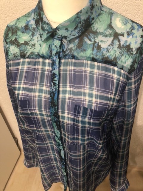 Leichte Bluse / blau / kariert + floral Muster gr.L/XL