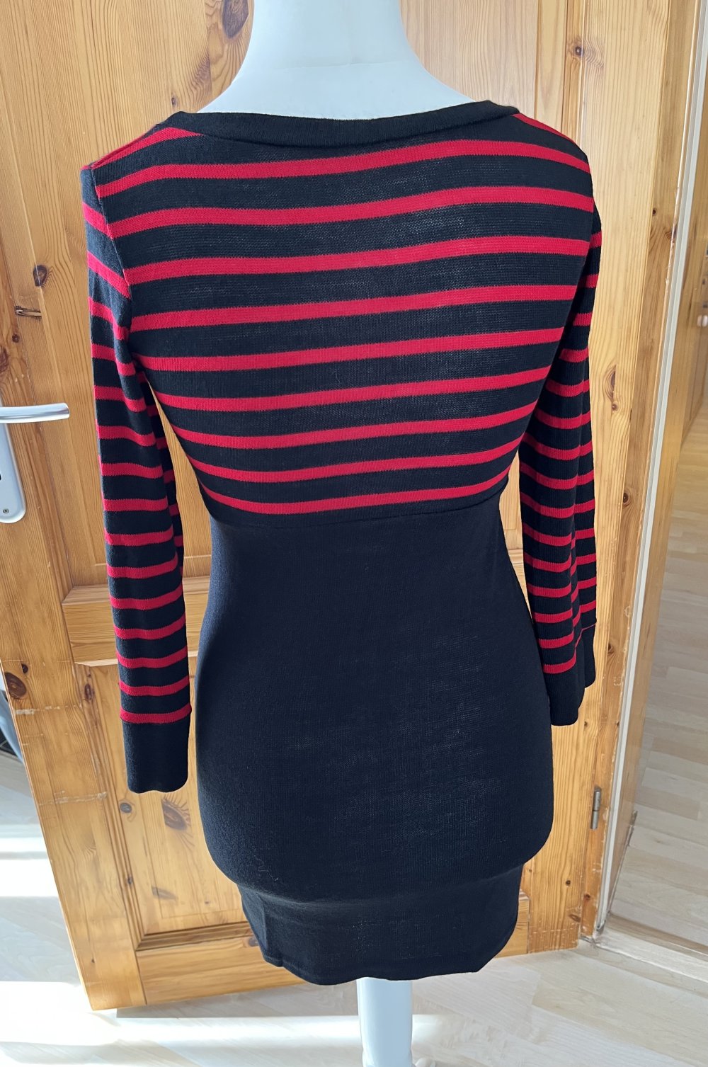 Rot-schwarzes Longshirt Pullover gr.S/M ?