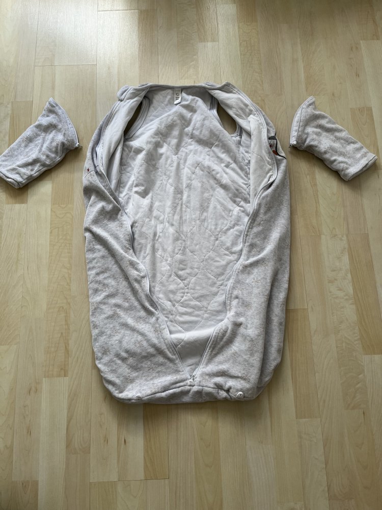 Warmer Schlafsack mit abnehmbaren Ärmeln gr.110cm