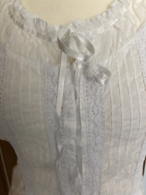 Leichtes SommerTop / Bluse weiß kurzarm gr. 42