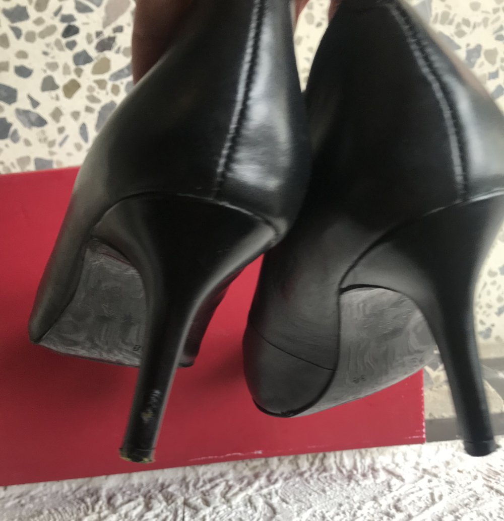 Echt-Leder Pumps Gr.38 -38,5 passt besser