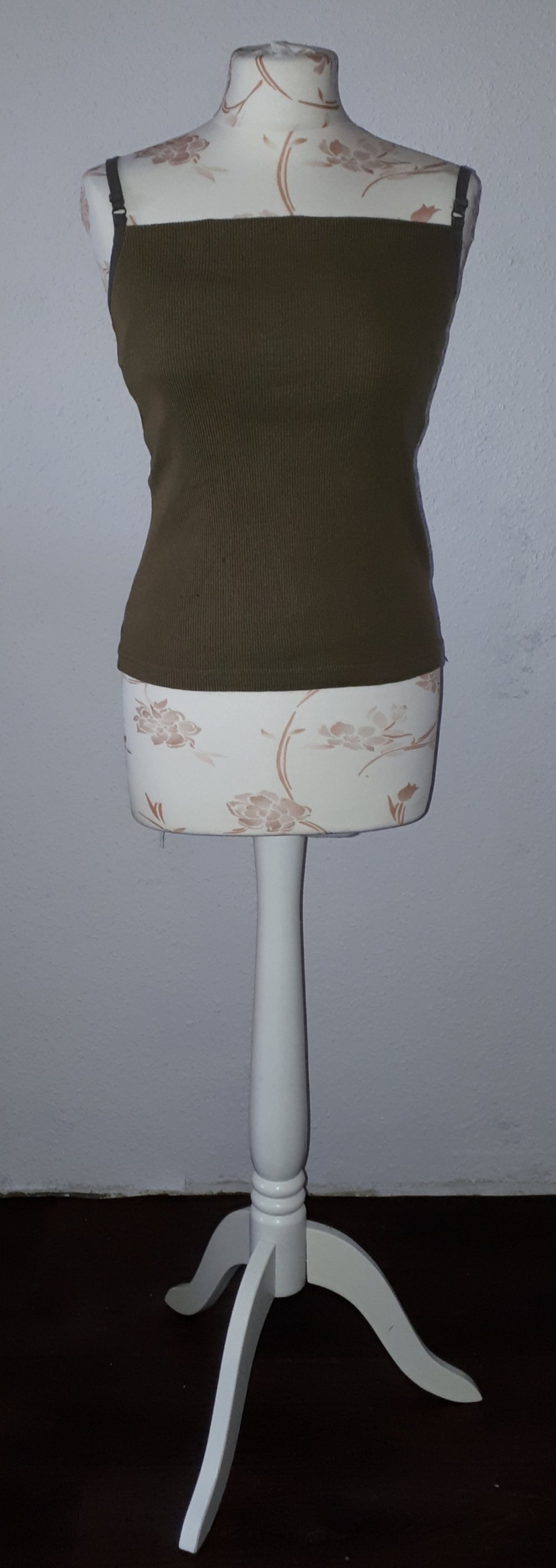 Armeegrünes Top