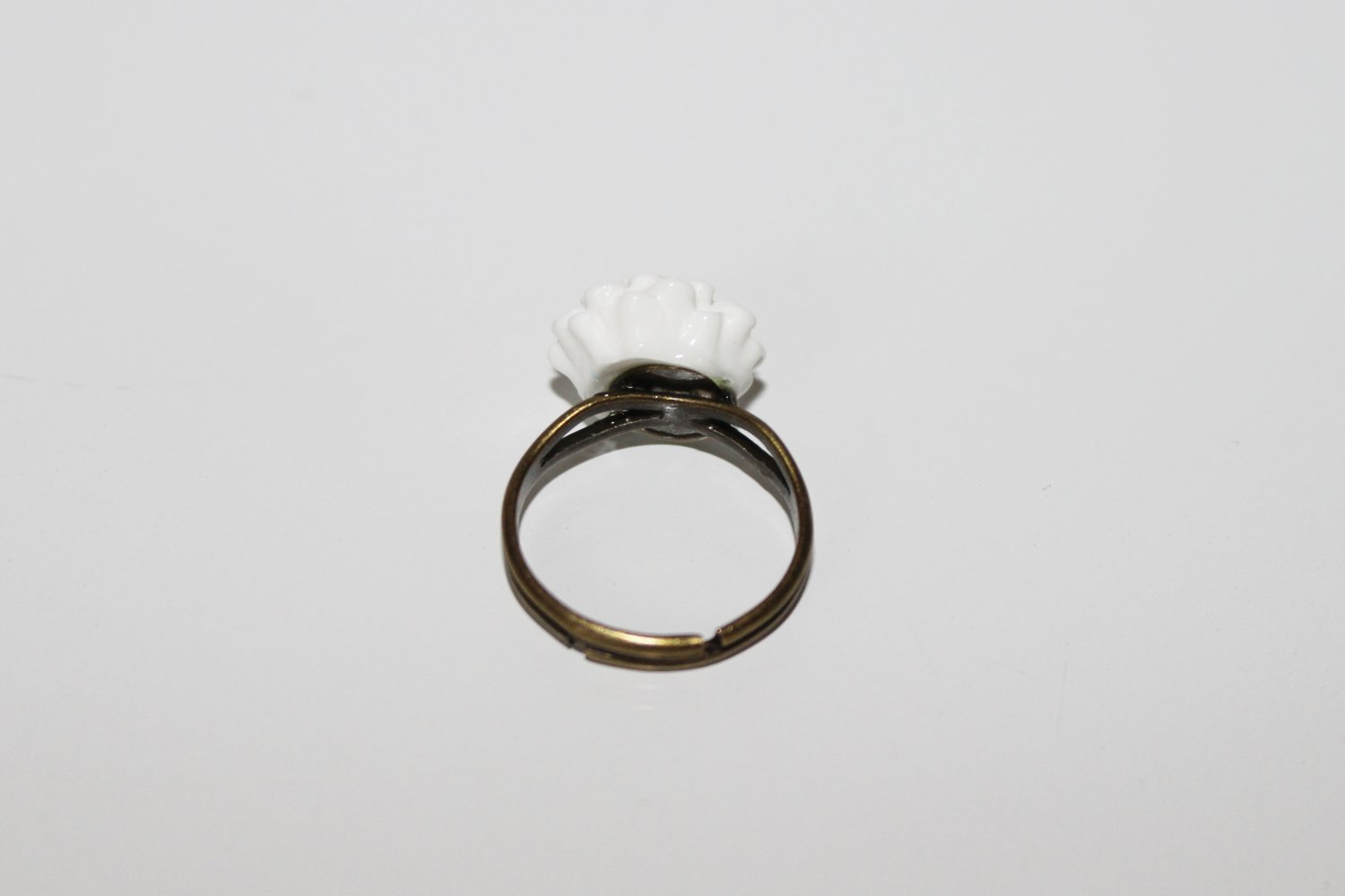 Vintage Ring Bronze Blume Blüte Weiß