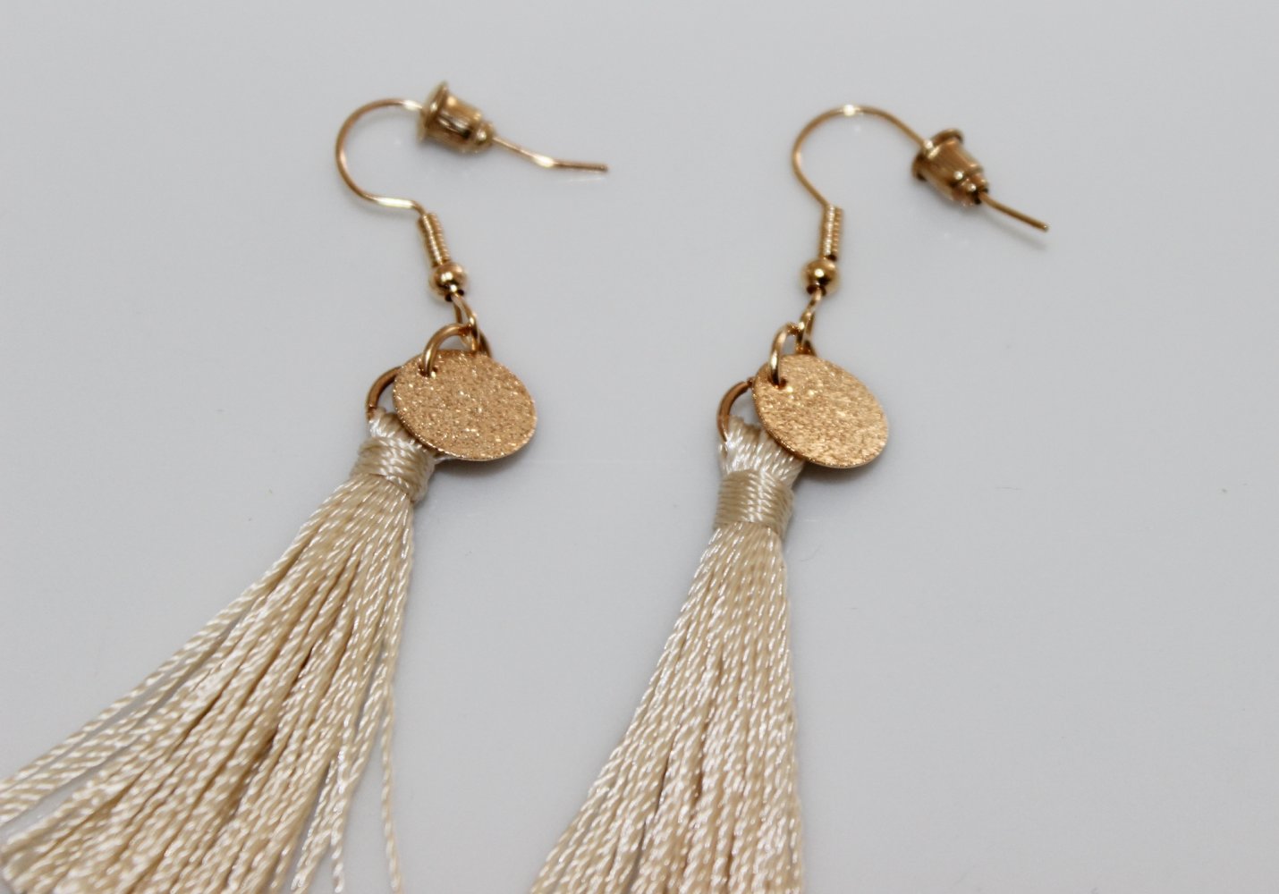 Ohrringe Ohrhänger Gold Boho Beige Quaste