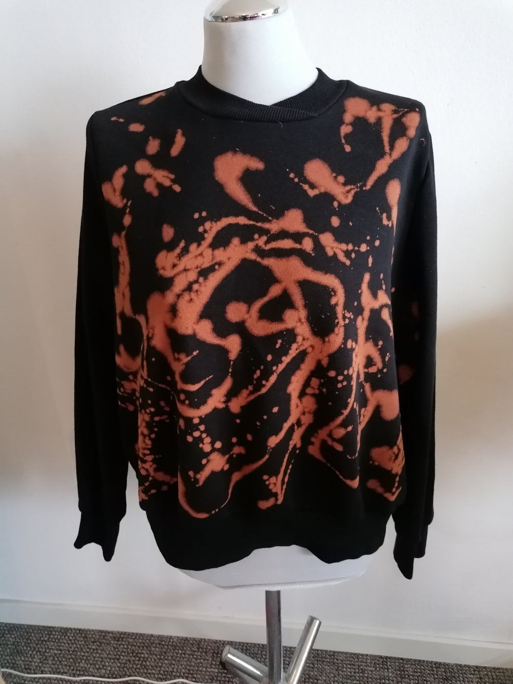 Pullover mit abstraktem Muster M 38