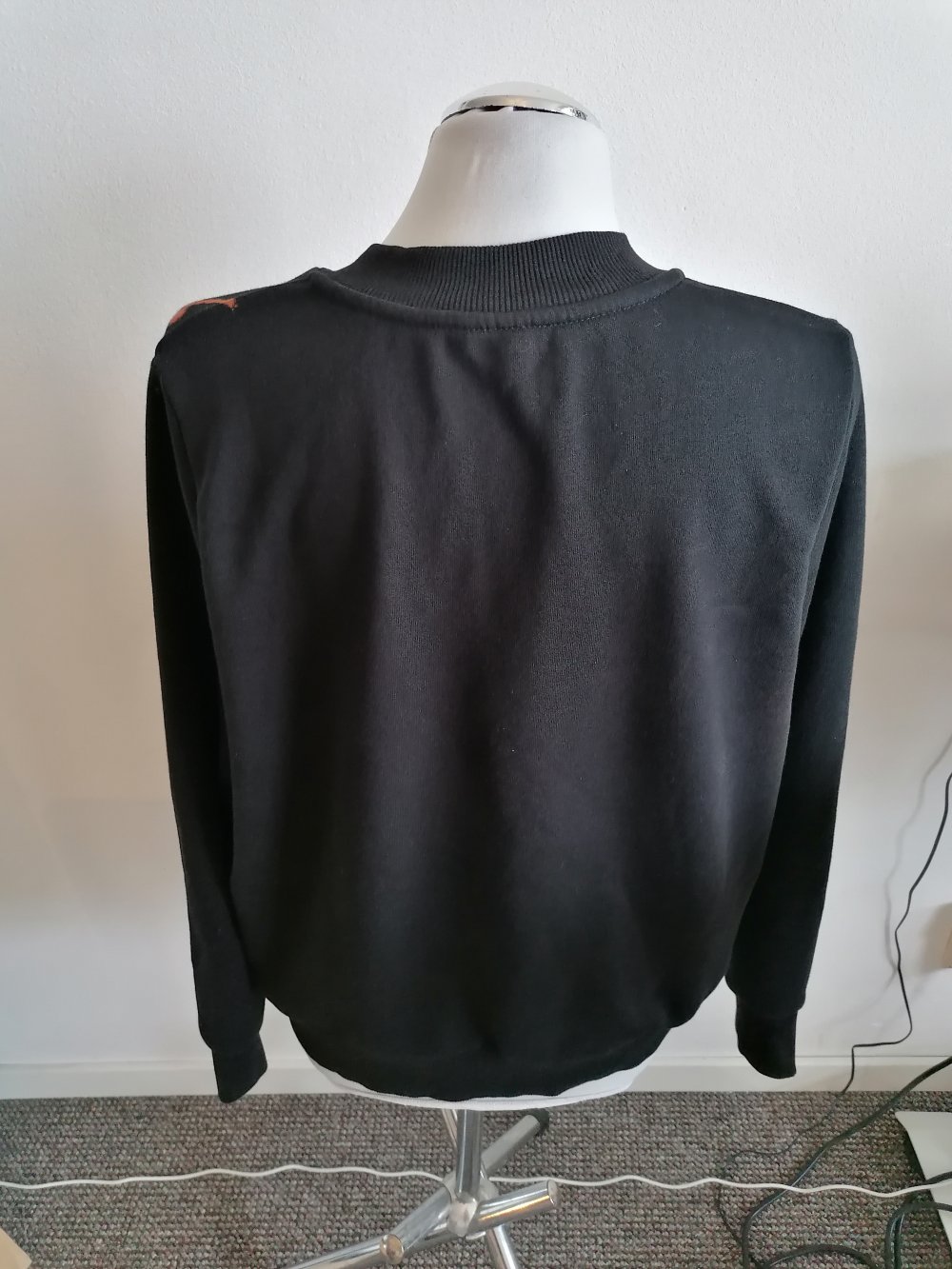 Pullover mit abstraktem Muster M 38