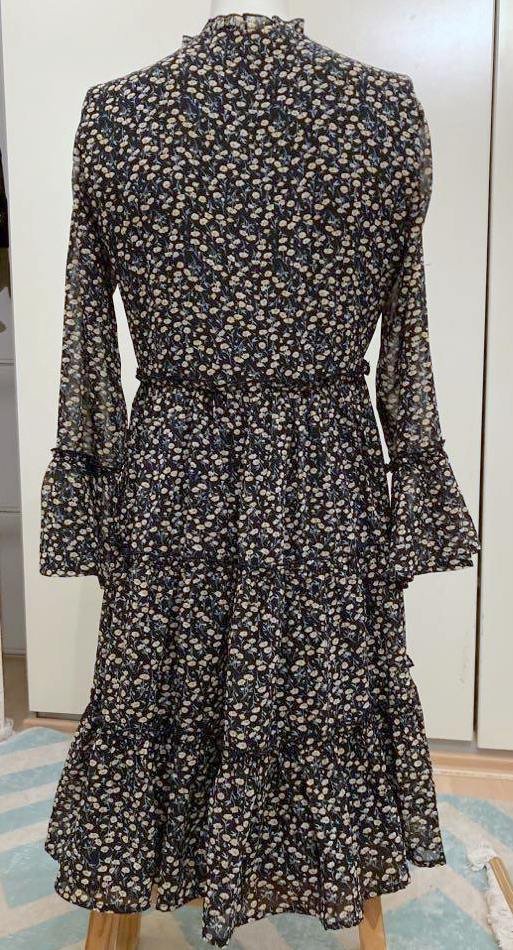 Kleid Neu mit Etikett Marke Pigalle von Only