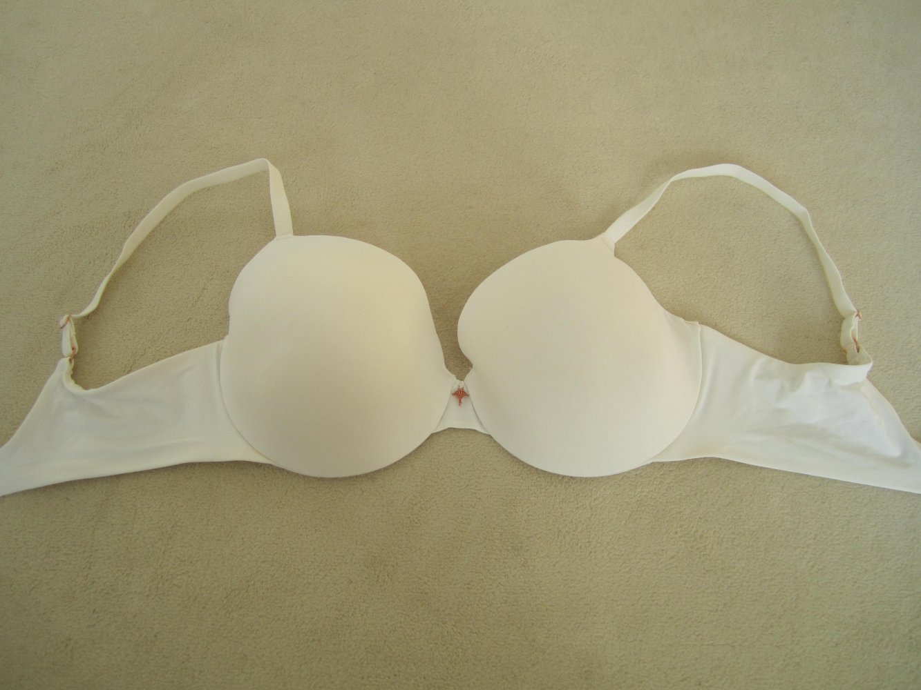 JOOP! BH Gr. 80D cremeweiß wie neu