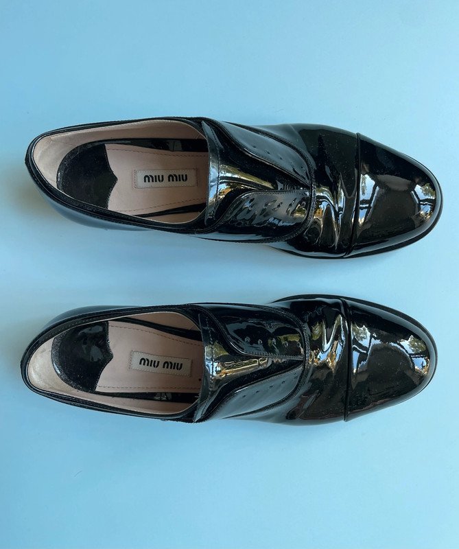 Miu Miu Loafer Derbies aus Lackleder Y2K Vintage