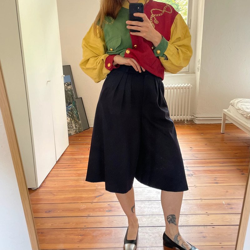 Escada High Waist lange Shorts aus Wolle Wool 80s 80er Vintage