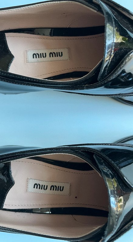 Miu Miu Loafer Derbies aus Lackleder Y2K Vintage