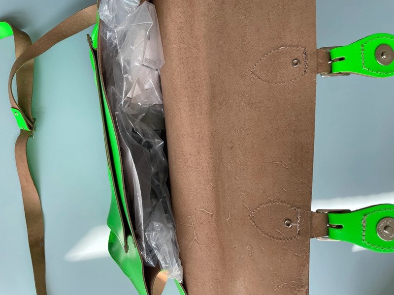 The Cambridge Fluoro Satchel Fluorescent Green Bag Leder Tasche