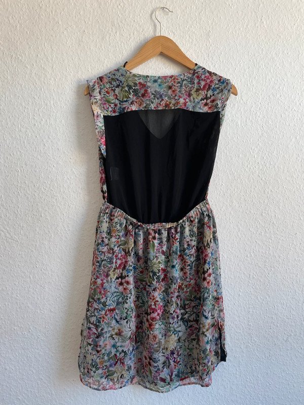 Zara kurzes Chiffon Kleid 