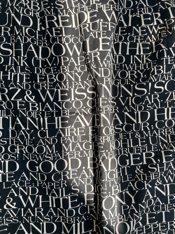 Laurel Vintage Rock 90s Skirt 90er schwarz weiß Typografie