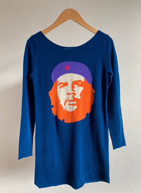 Y2K Allude Kaschmir Pullover Kleid mit Che Guevara-Motiv Cashmere Vintage 2000er