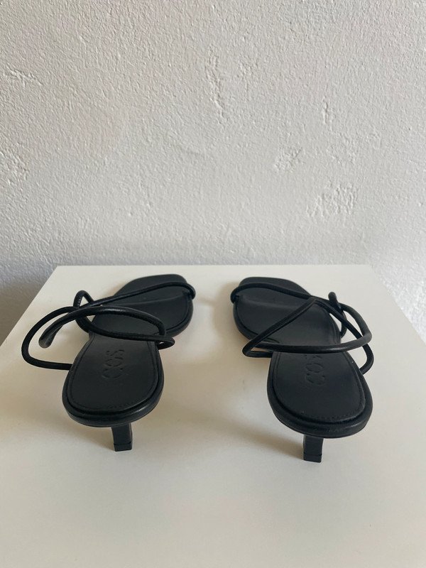 Cos Kitten Heels Sandalen