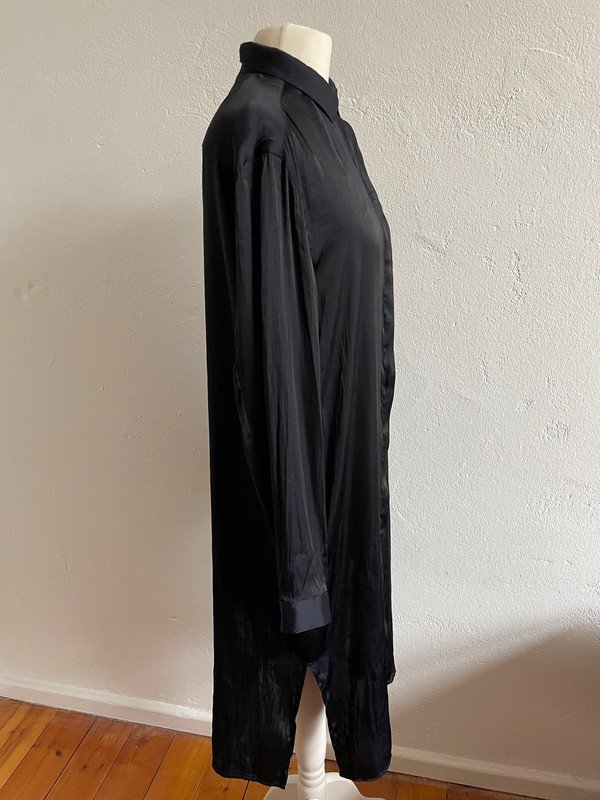 H&M Trend dunkelbalue lange Bluse