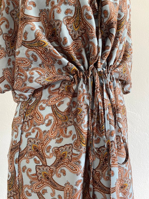 Mango Kleid Paisley Muster