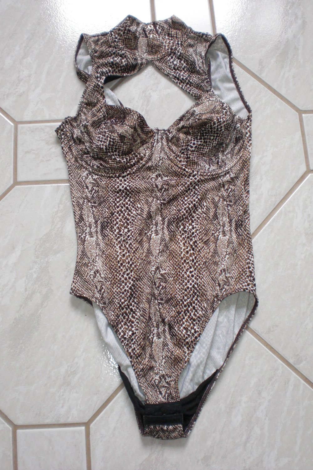 Body mit kleinem Kragen Gr. S