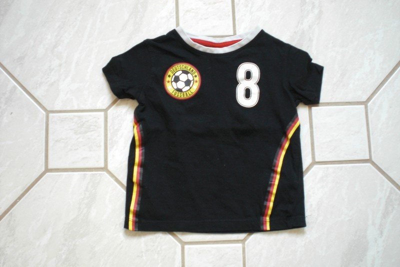 9 Shirts Gr. 92 auch einzeln abzugeben Bitte Beschreibung beachten