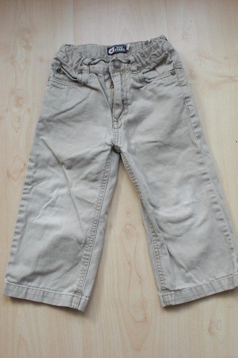 5 Hosen davon 1 Latzhose Gr. 92 auch einzeln abzugeben Bitte Beschreibung beachten