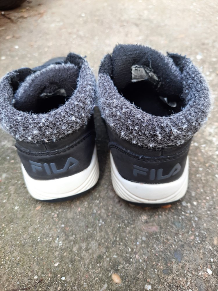 Fila Turnschuhe gefüttert Gr. 26 Turn Schuhe