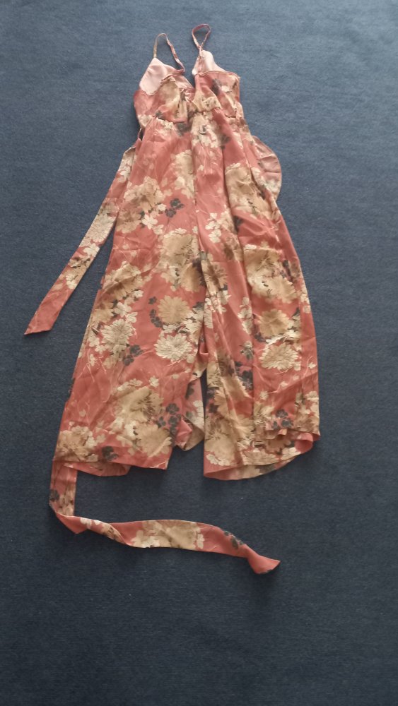 Simplee Kleid Rosa mit Blumenmuster, Größe S, Neu mit Etikett