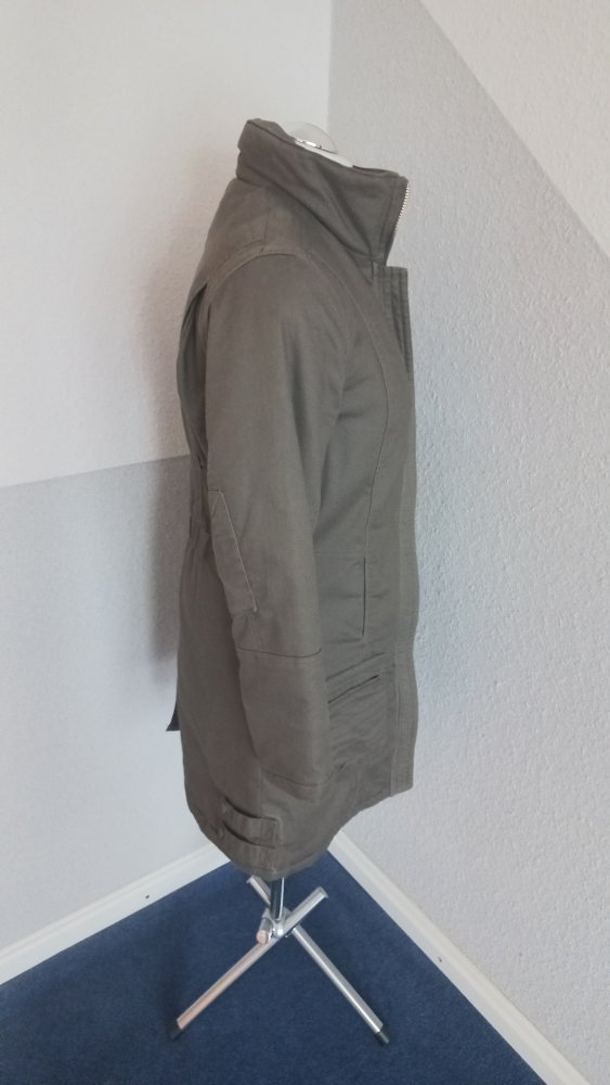 Tomster Parka in Khaki – Größe M, langer Schnitt & warme Qualität