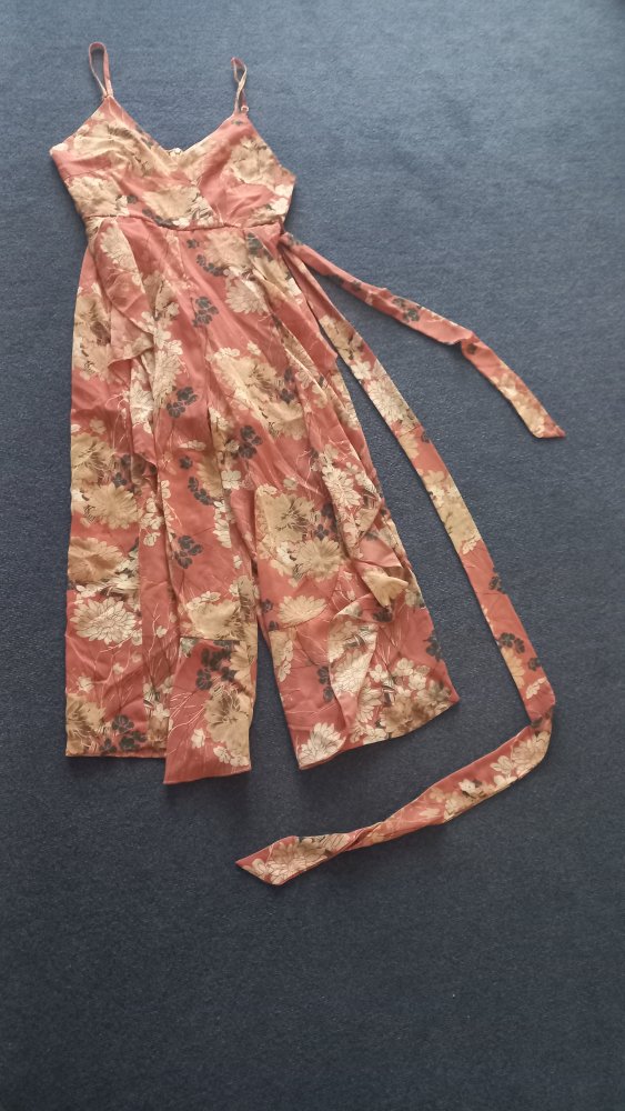 Simplee Kleid Rosa mit Blumenmuster, Größe S, Neu mit Etikett