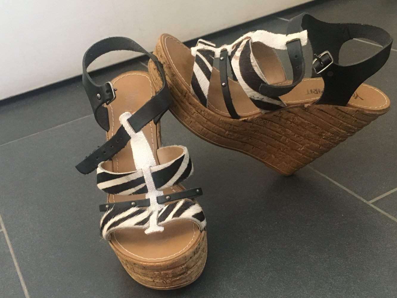 Wedges Keilabsatz Sandalen Zebra Fell Gr. 37