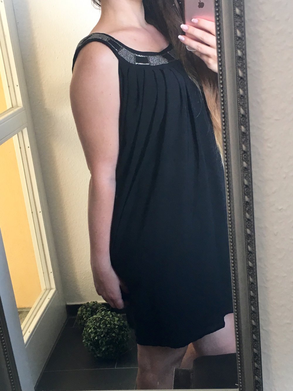 Edles Chiffon Kleid mit Perlen Neu mit Etikett Gr 36 / H&M