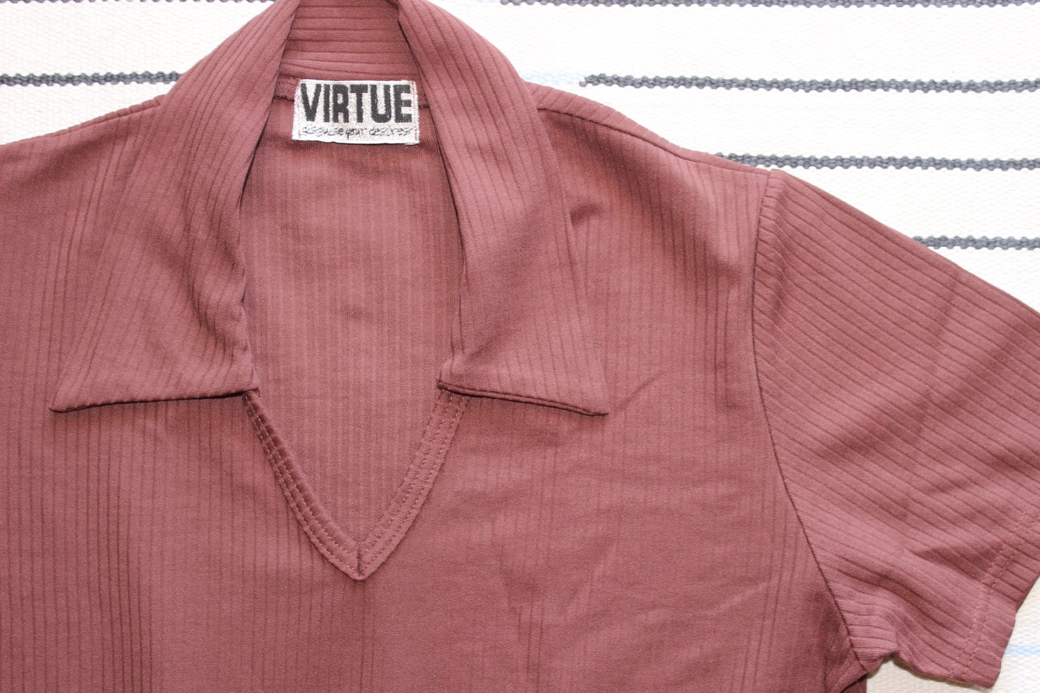 VIRTUE Vintage Nylon Rippstrick Mini Stretchkleid kaffeebraun Rarität!