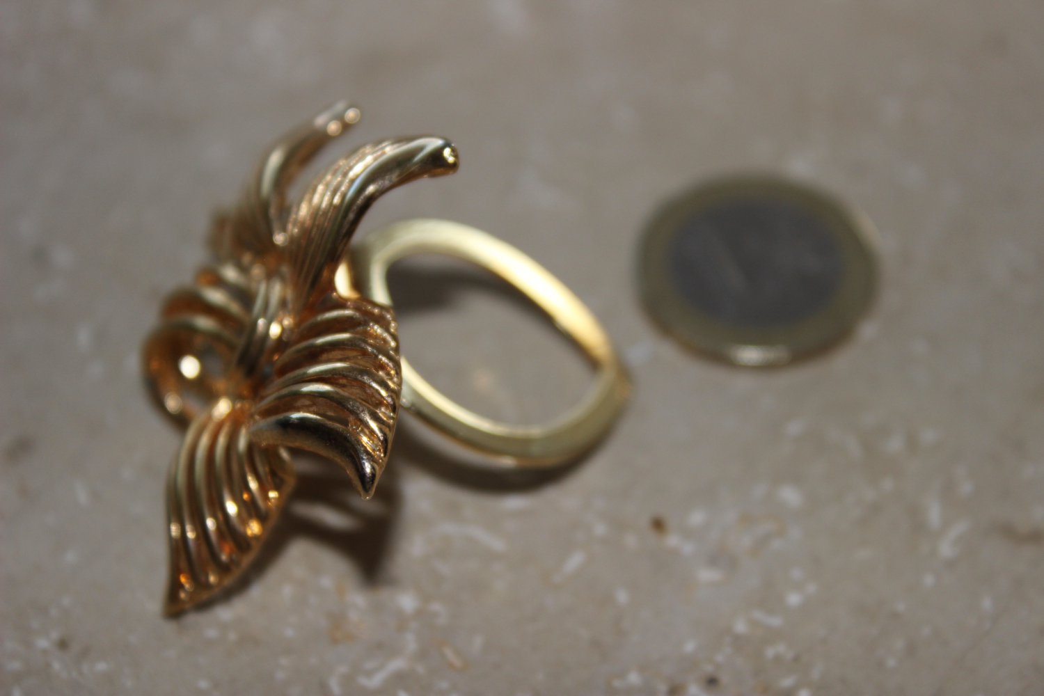 NEU! Blatt Schal-Clip gold