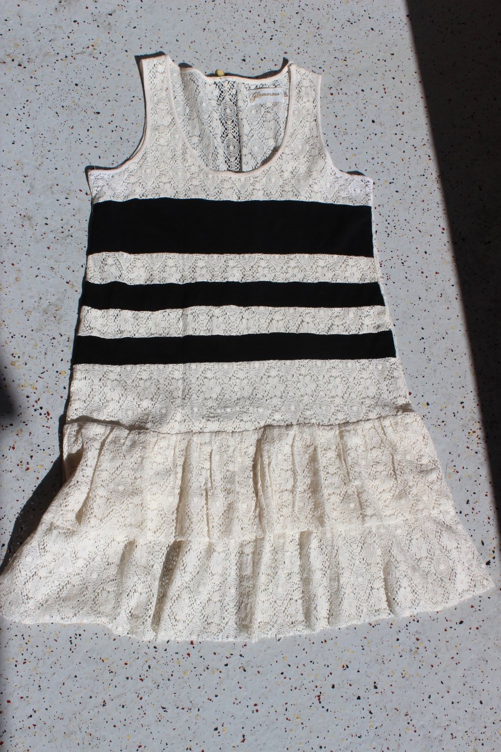 GLAMOROUS Spitzenkleid off-white rohweiß creme schwarz Gr.12
