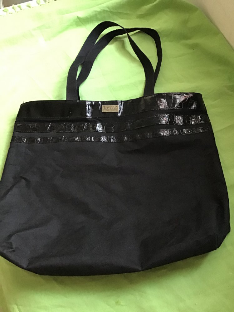 Handtasche