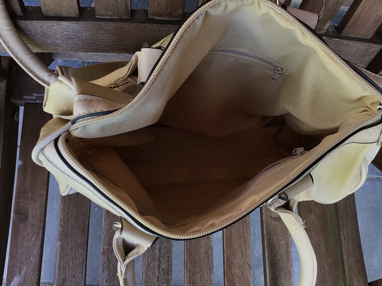 Handtasche