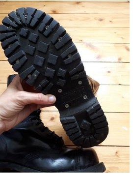Springerstiefel schwarz 10 Loch Gr. 38 39 Commando Dr. Martens Festival