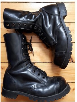 Springerstiefel schwarz 10 Loch Gr. 38 39 Commando Dr. Martens Festival