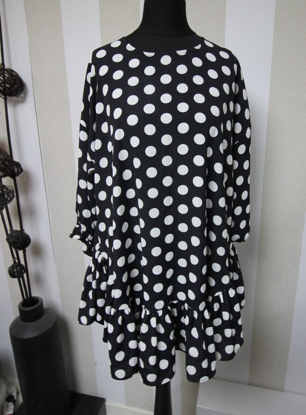 Zara Kleid Punkte Polka Dots