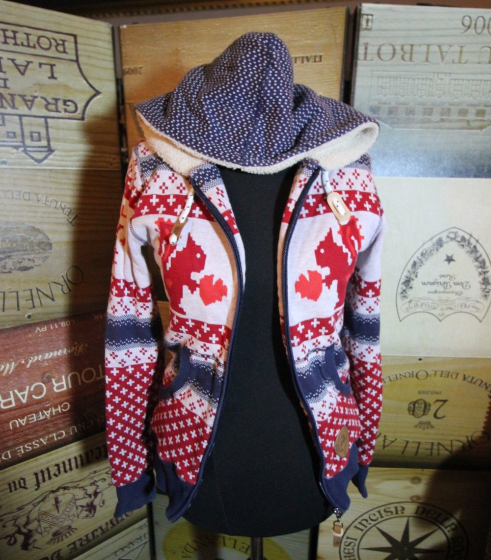 Alpenrausch Strickjacke Jacke Weihnachten xmas Herbst Winter Eichhörnchen festlich