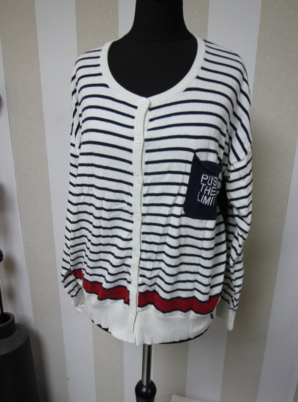 Malvin Strckjacke Maritim yacht club chic elegant Streifen