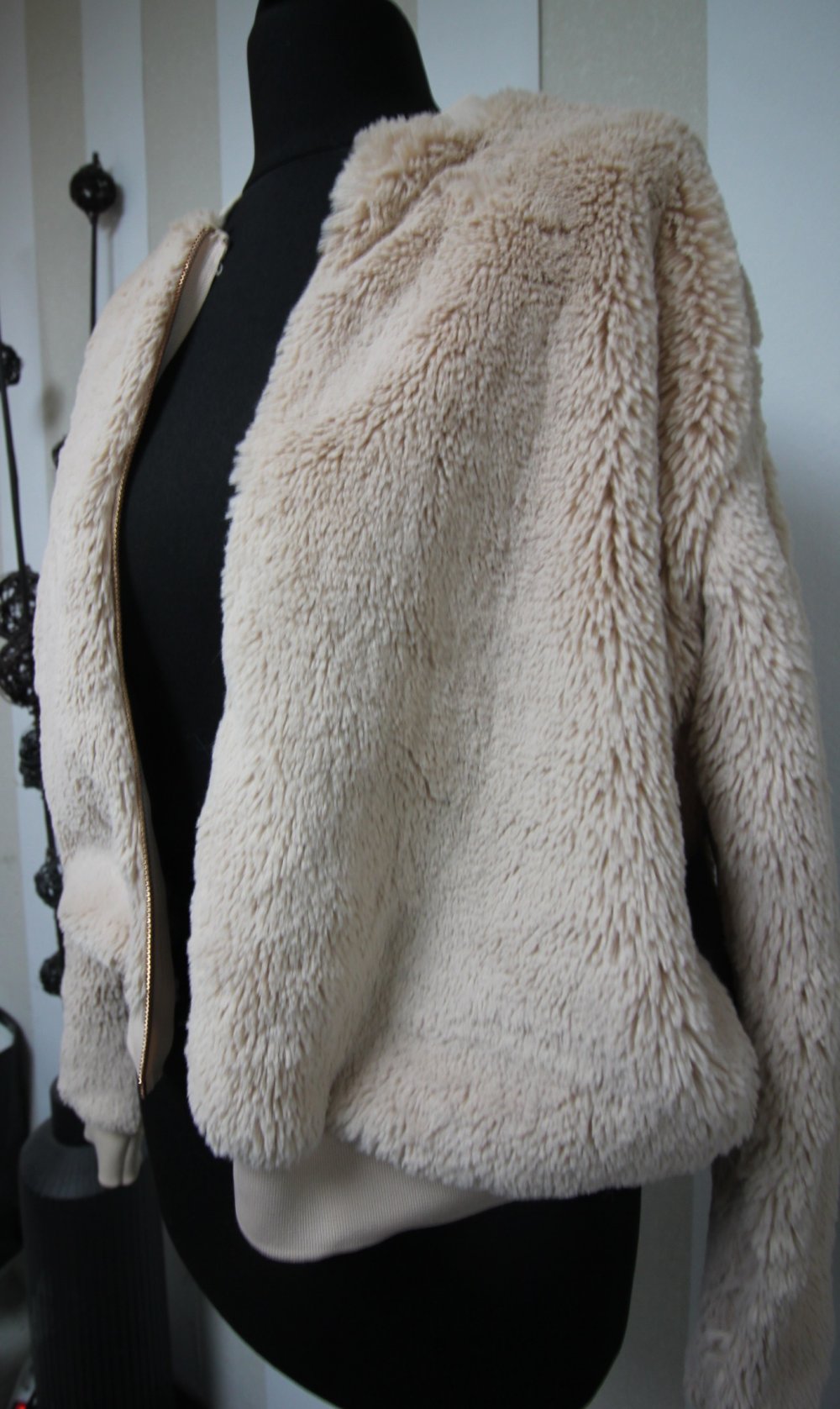 Bik Bok Teddyjacke flauschig weich fluffy Herbst Winter