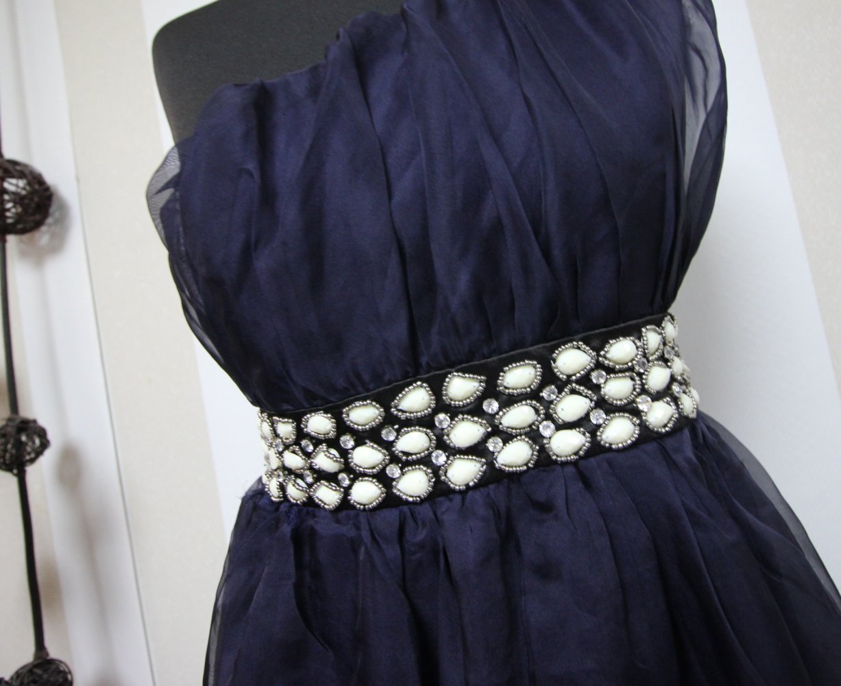 Club L Abendkleid Party Cocktailkleid Strass silvester weihnachten Nieten One Shoulder Schleife Band