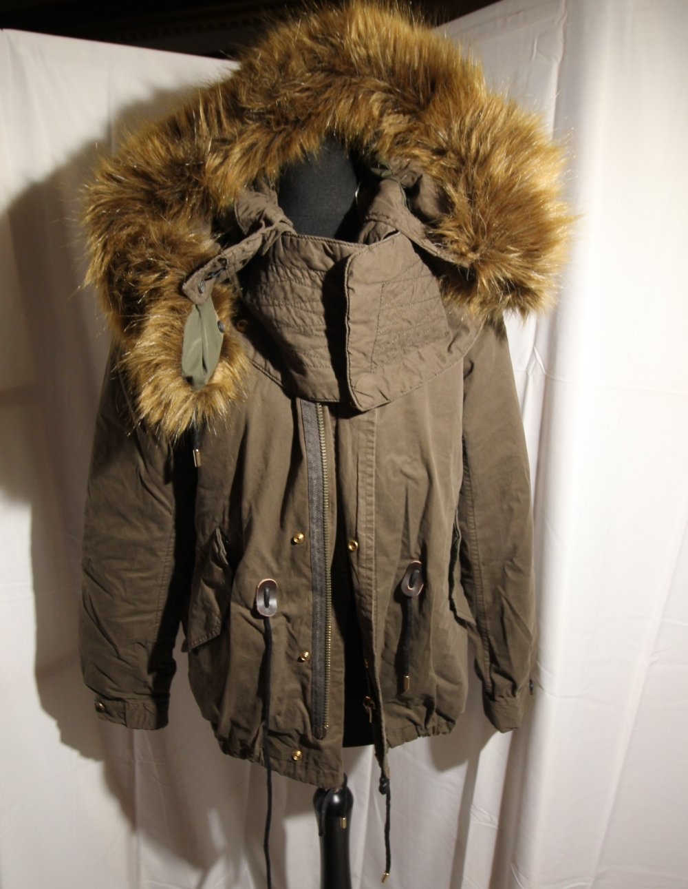 Zara Jacke Herbst Winter Kunstfell Kapuze Kunstpelz Fake Fur