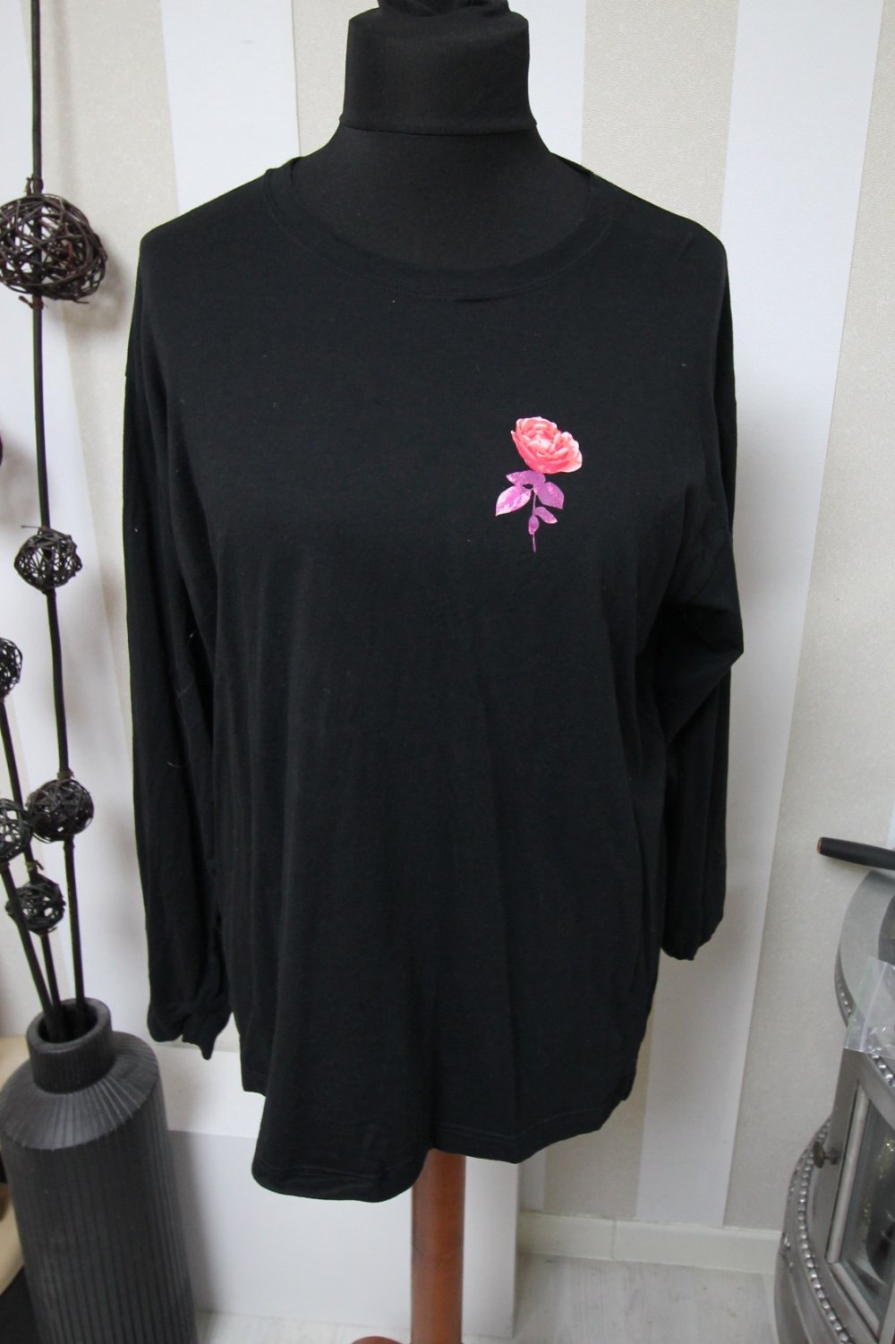 Victoria´s Secret Sweatshirt Pullover Pailletten Bling Blumen Flowers